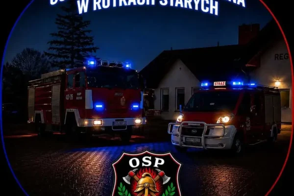 Pożar prasy belującej i słomy na polu w Grabowie – interwencja strażaków