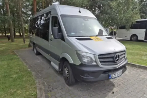 Gmina Szumowo sprzedaje autobus Mercedes-Benz Sprinter. Cena wywoławcza 140 tys. zł