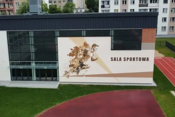 Zambrów: Szkoła Podstawowa Nr 3 włącza się w kampanię „Pierwszy Dzwonek” przeciwko przemocy rówieśniczej