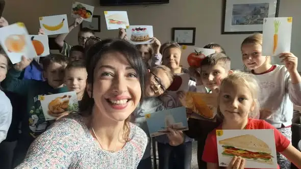 Klasa I B łączy naukę angielskiego z integracją w pizzerii